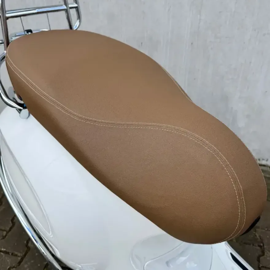 Vespa Primavera Facelift 2026 – Bianco Innocente