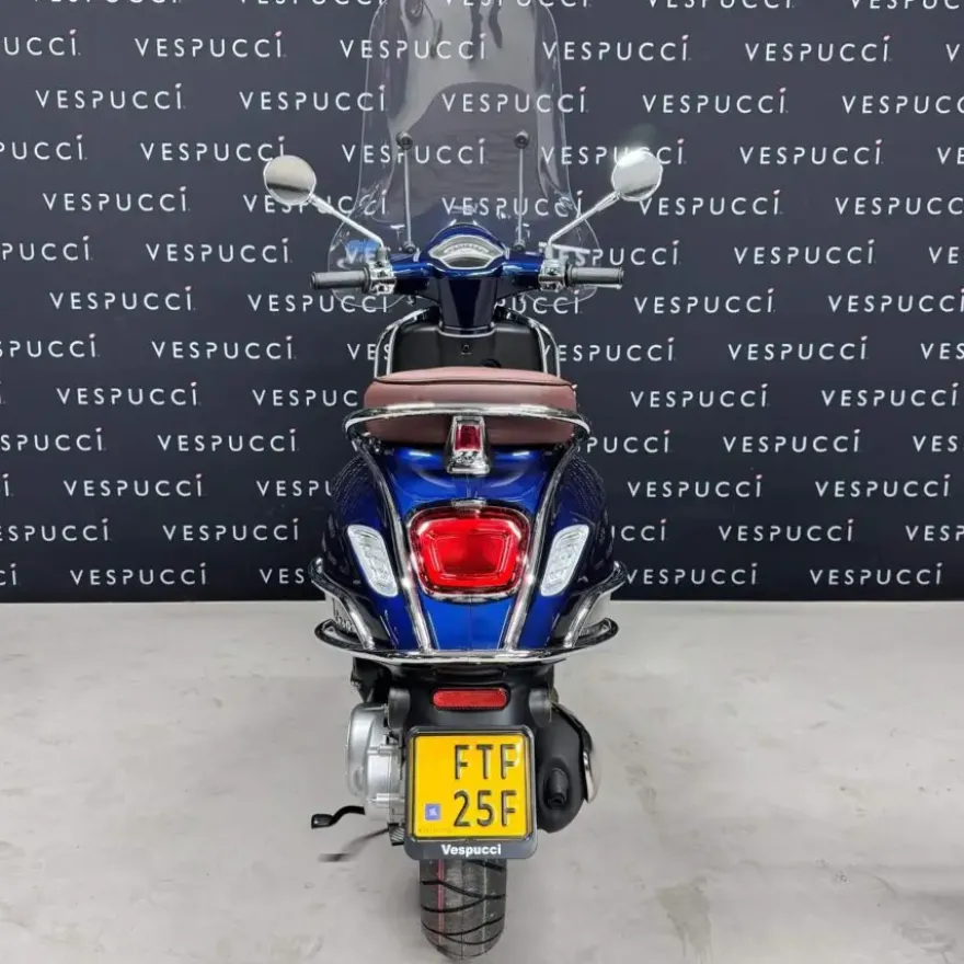 Vespa Primavera Facelift 2026 – Blu Energico Glossy