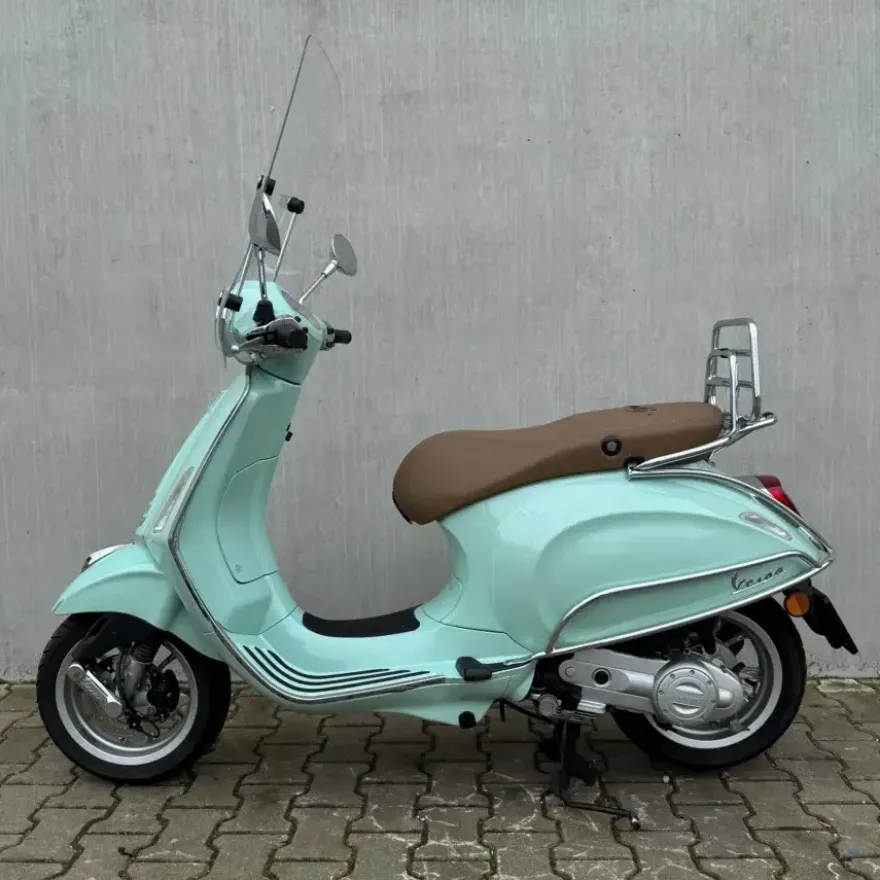 Vespa Primavera Mint Groen DTK-71-T