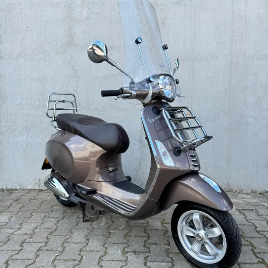 Vespa Primavera Touring Marrone DHG-65-F
