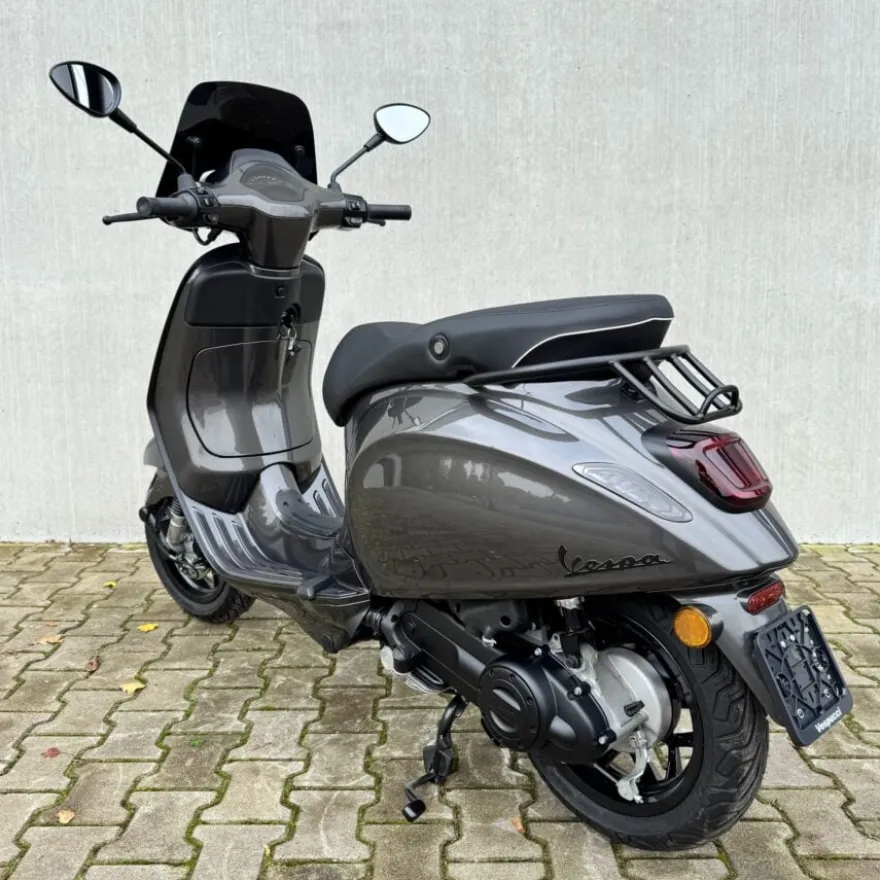 Vespa Sprint Agaath Grijs 2026 SUPERDEAL