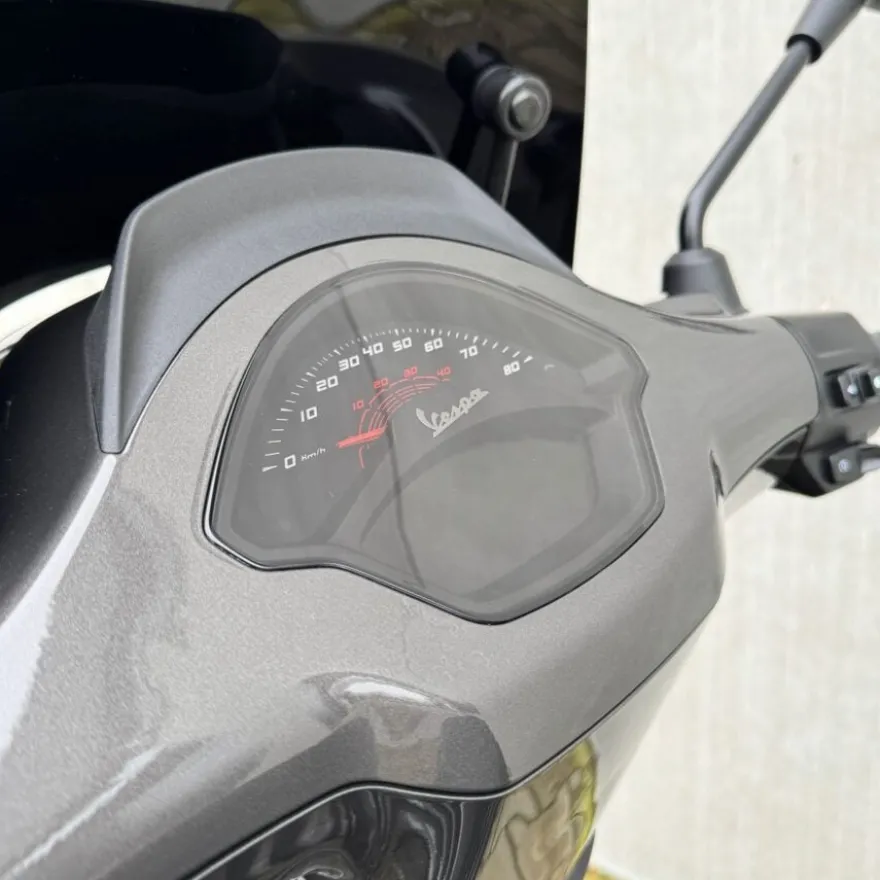 Vespa Sprint Agaath Grijs 2026 SUPERDEAL