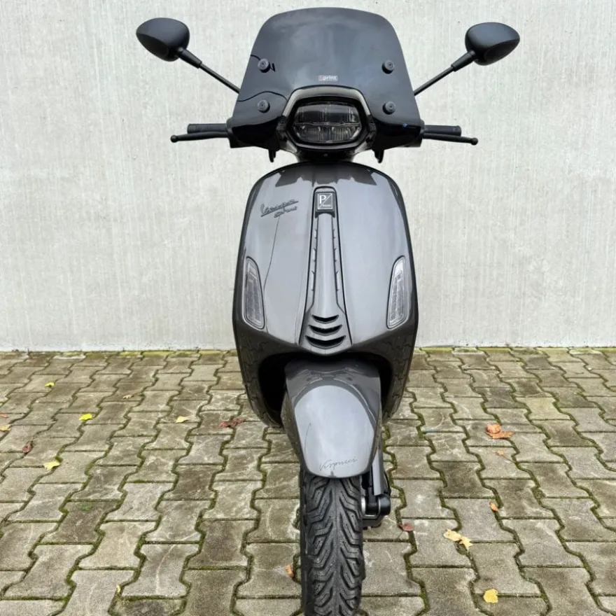 Vespa Sprint Agaath Grijs 2026 SUPERDEAL