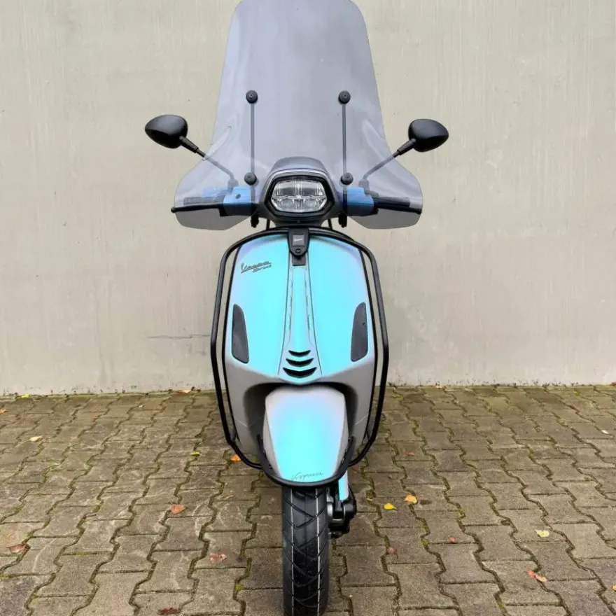 Vespa Sprint Aqua Chameleon Facelift 2026
