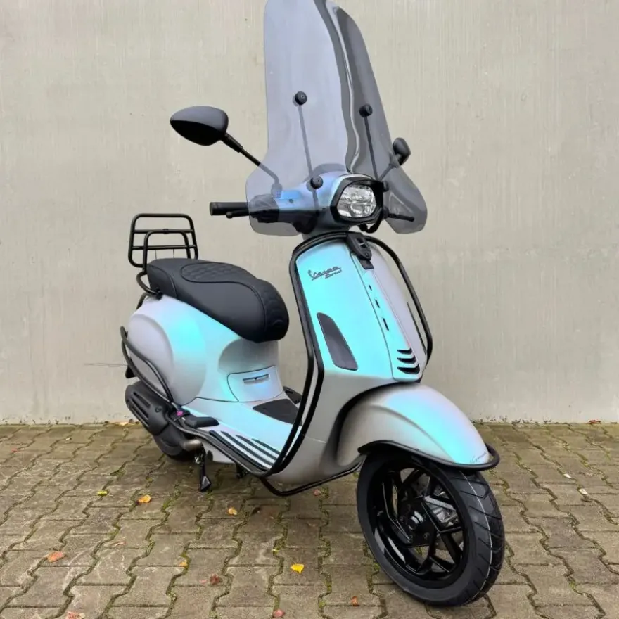 Vespa Sprint Aqua Chameleon Facelift 2026