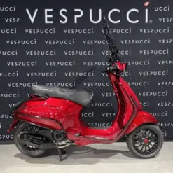 Vespa Sprint – candy red