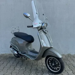 Vespa Sprint Custom Olive Green FJN-84-J