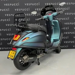 Vespa Sprint – Cycle blue