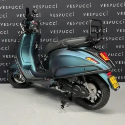 Vespa Sprint – Cycle blue