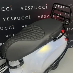 Vespa Sprint – Glossy white pearle