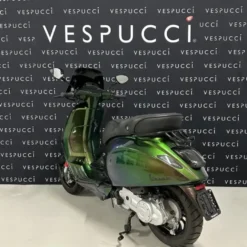 Vespa Sprint – Green to Purple