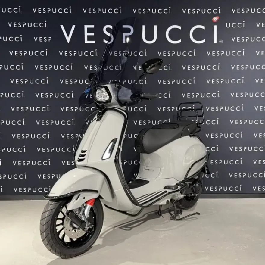 Vespa Sprint – krijt grijs