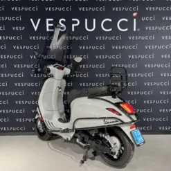 Vespa Sprint – krijt grijs