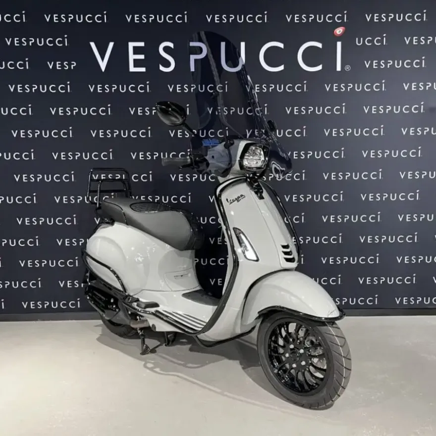 Vespa Sprint – krijt grijs