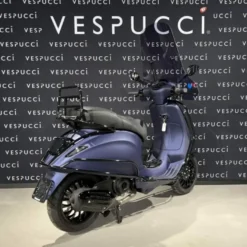 Vespa Sprint – Opaco purple rain