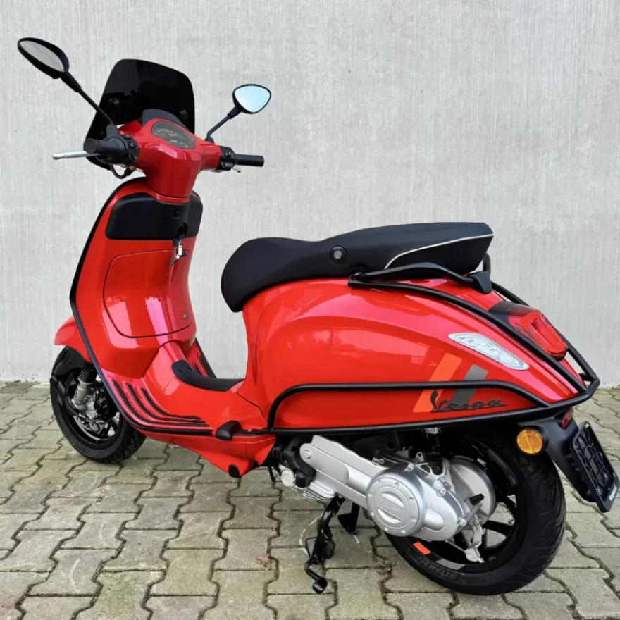 Vespa Sprint Rosso Coraggioso 2026 Pakket 1