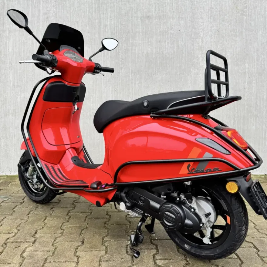 Vespa Sprint Rosso Coraggioso Facelift 2026 Pakket 2