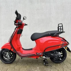 Vespa Sprint Rosso Coraggioso Facelift 2026 Pakket 2