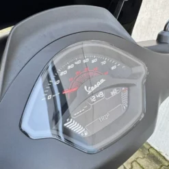 Vespa Sprint Sport Mat Zwart FTP-85-T