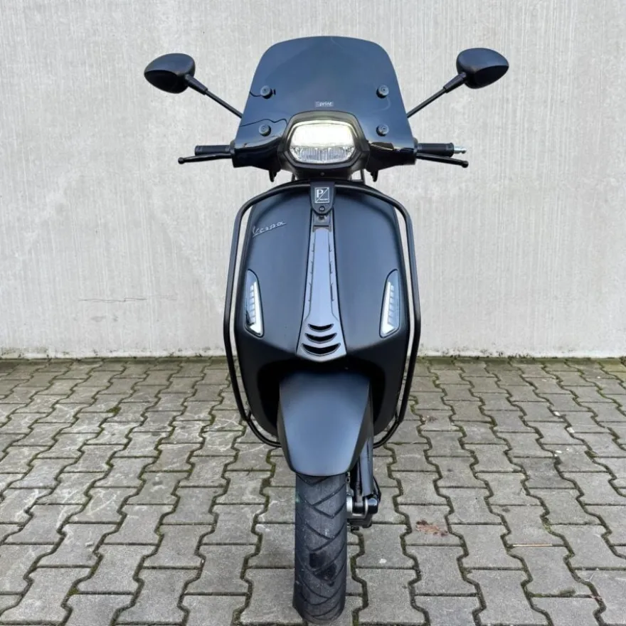 Vespa Sprint Sport Mat Zwart FTP-85-T
